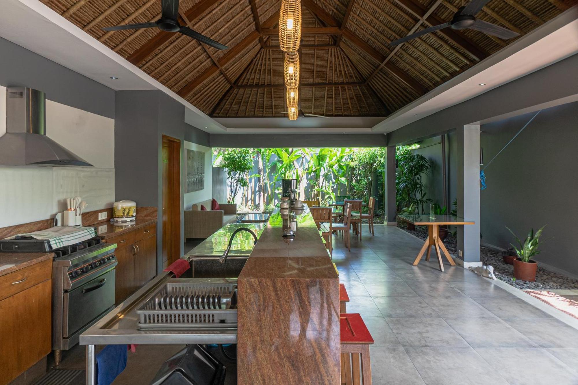 Balinea Holiday Home Seminyak Exterior foto
