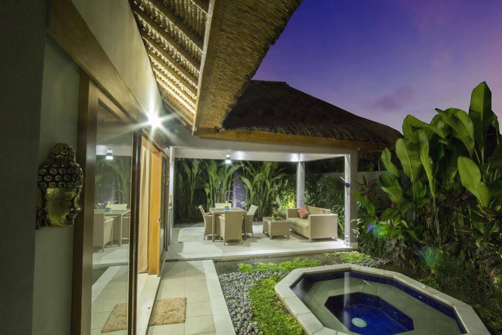 Balinea Holiday Home Seminyak Exterior foto